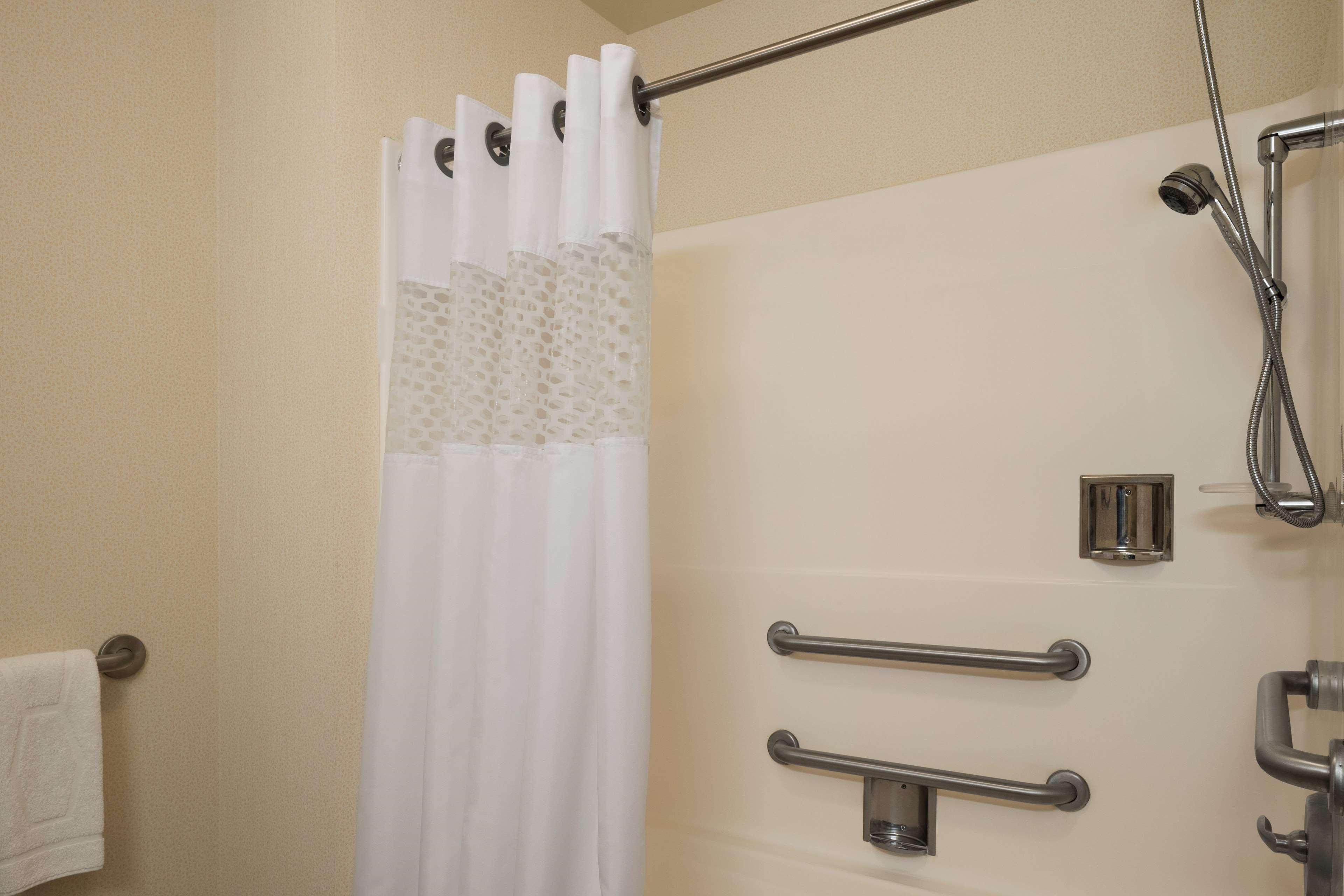 Hampton Inn Belle Vernon Eksteriør billede