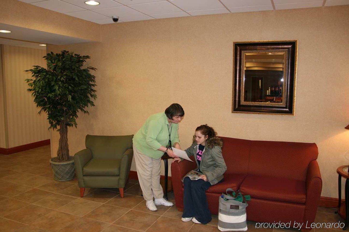 Hampton Inn Belle Vernon Interiør billede