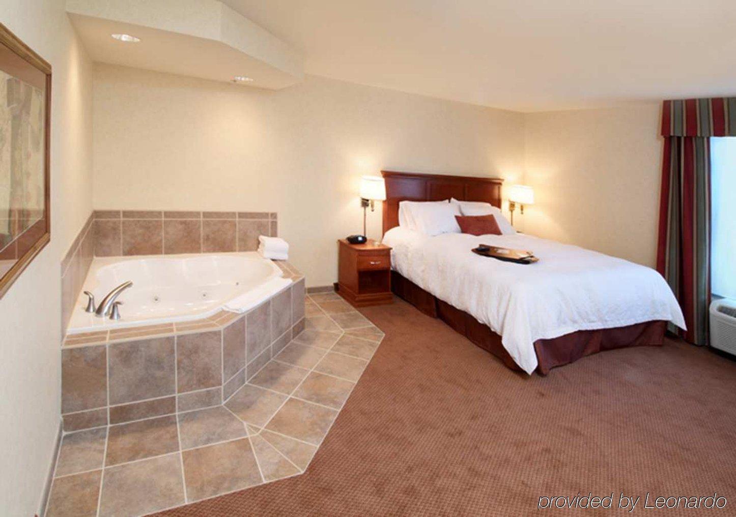 Hampton Inn Belle Vernon Værelse billede
