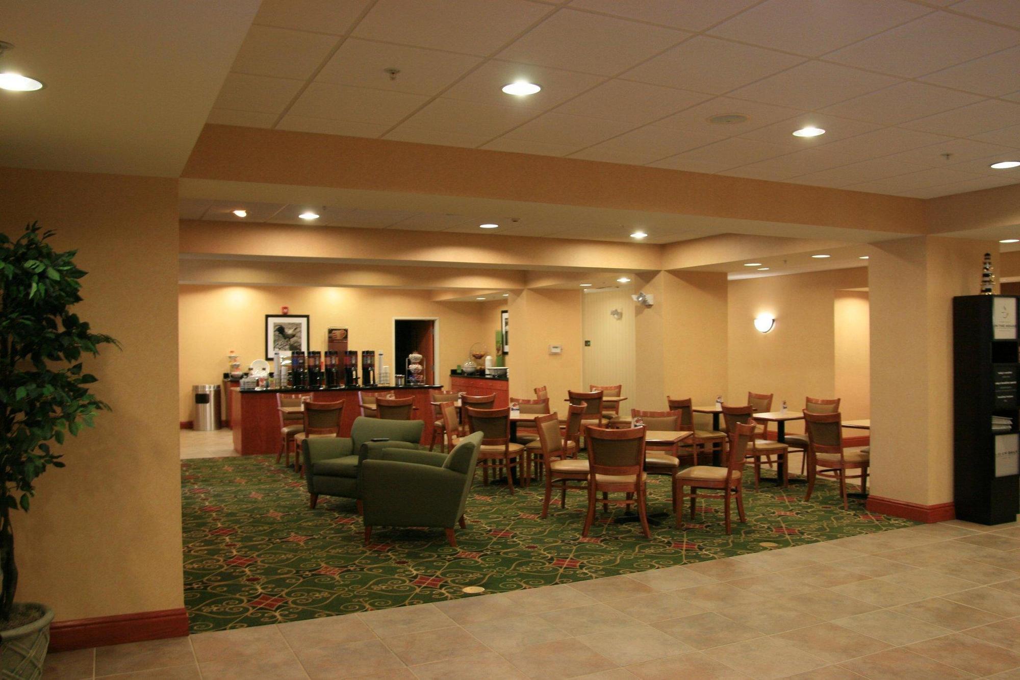 Hampton Inn Belle Vernon Eksteriør billede