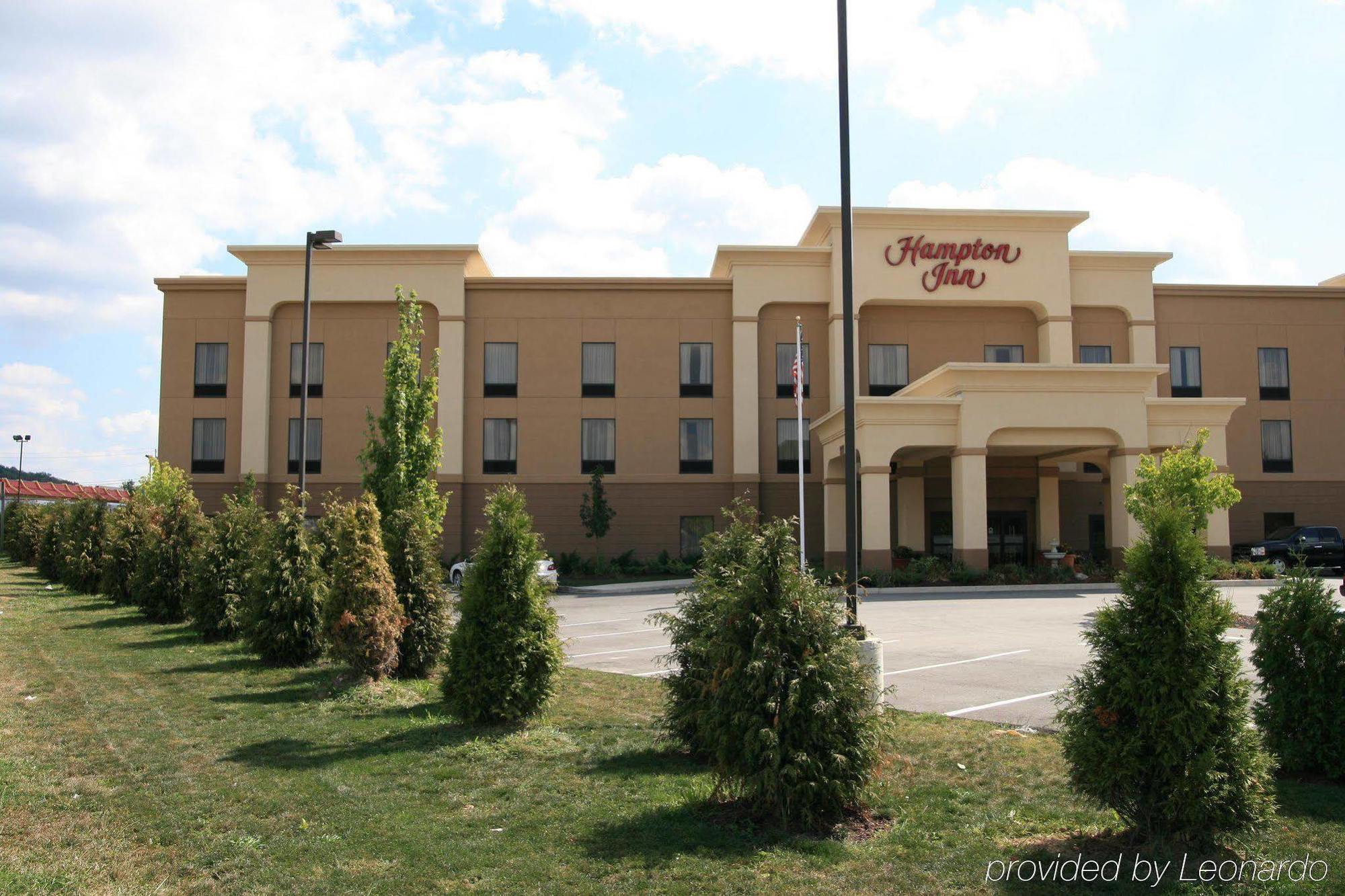 Hampton Inn Belle Vernon Eksteriør billede
